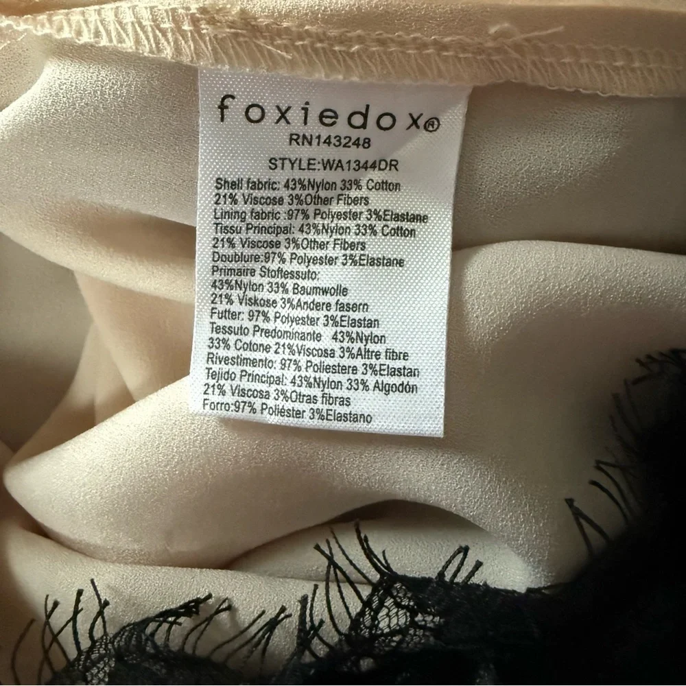 NEW ANTHROPOLOGIE FOXIEDOX Aurora S Black Lace & Velvet Ruffle Dress Size Small - Picture 13 of 15